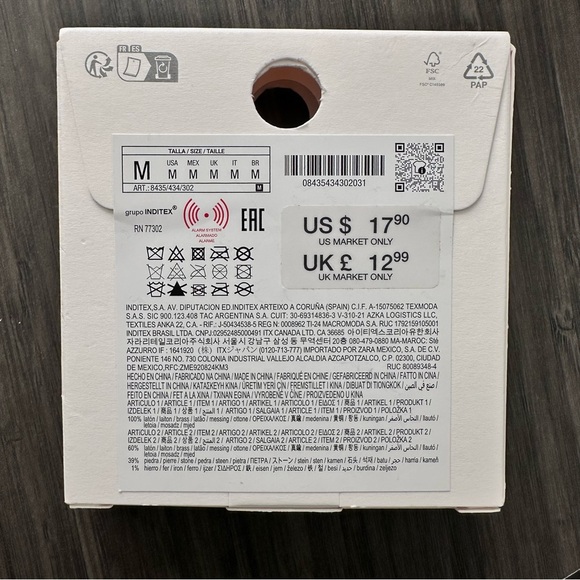 Zara Set of Two Charms in Gold Tone - Picture 5 of 6